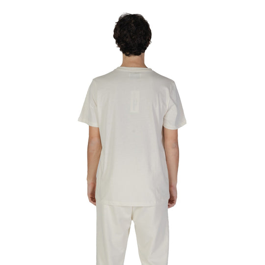 Underclub Men T-Shirt
